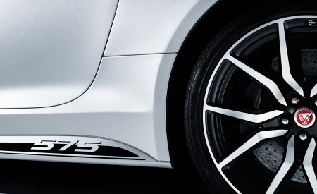 2019 Jaguar F-TYPE SVR Graphic Pack Wheel Wallpapers 450x275 (8)