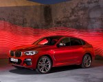 2019 BMW X4 M40d Front Three-Quarter Wallpapers 150x120
