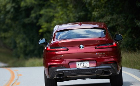2019 BMW X4 M40d Rear Wallpapers 450x275 (44)