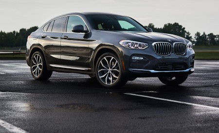 2019 BMW X4 xDrive30i Front Three-Quarter Wallpapers  450x275 (40)