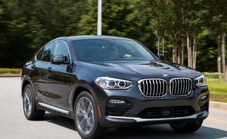 2019 BMW X4 xDrive30i Front Three-Quarter Wallpapers 450x275 (19)