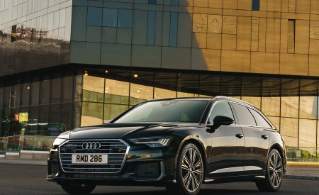 2019 Audi A6 Avant 50 TDI Quattro (UK-Spec) Front Three-Quarter Wallpapers 450x275 (28)