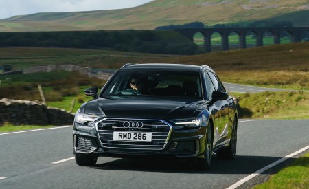 2019 Audi A6 Avant 50 TDI Quattro (UK-Spec) Front Wallpapers 450x275 (11)