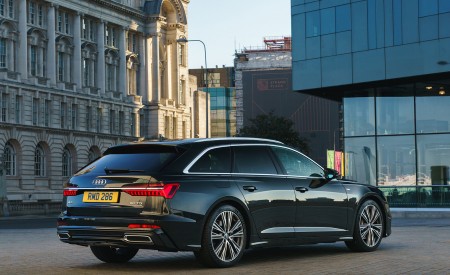 2019 Audi A6 Avant 50 TDI Quattro (UK-Spec) Rear Three-Quarter Wallpapers 450x275 (29)
