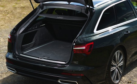 2019 Audi A6 Avant 50 TDI Quattro (UK-Spec) Trunk Wallpapers 450x275 (61)