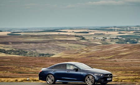 2019 Mercedes-AMG CLS 53 (UK-Spec) Front Three-Quarter Wallpapers 450x275 (38)