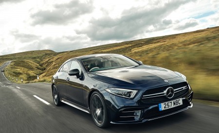 2019 Mercedes-AMG CLS 53 (UK-Spec) Front Three-Quarter Wallpapers 450x275 (14)