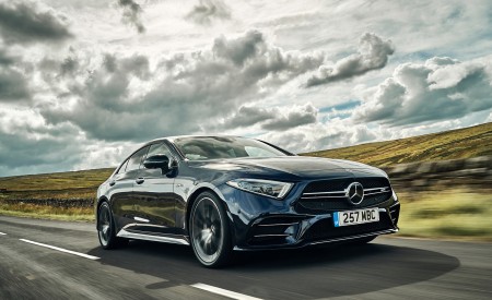 2019 Mercedes-AMG CLS 53 (UK-Spec) Front Three-Quarter Wallpapers 450x275 (3)