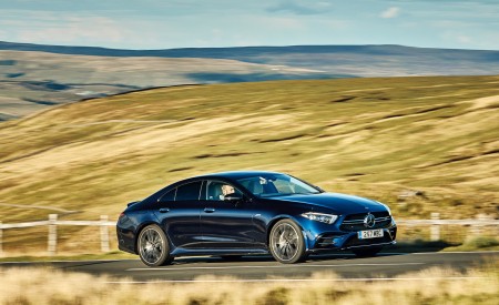 2019 Mercedes-AMG CLS 53 (UK-Spec) Front Three-Quarter Wallpapers 450x275 (39)
