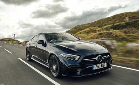 2019 Mercedes-AMG CLS 53 (UK-Spec) Front Three-Quarter Wallpapers 450x275 (18)