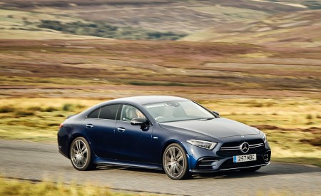 2019 Mercedes-AMG CLS 53 (UK-Spec) Front Three-Quarter Wallpapers 450x275 (24)