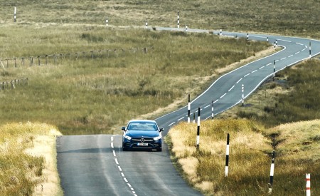 2019 Mercedes-AMG CLS 53 (UK-Spec) Front Wallpapers 450x275 (30)