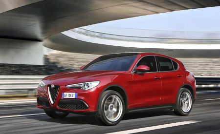 2018 Alfa Romeo Stelvio Front Three-Quarter Wallpapers 450x275 (19)