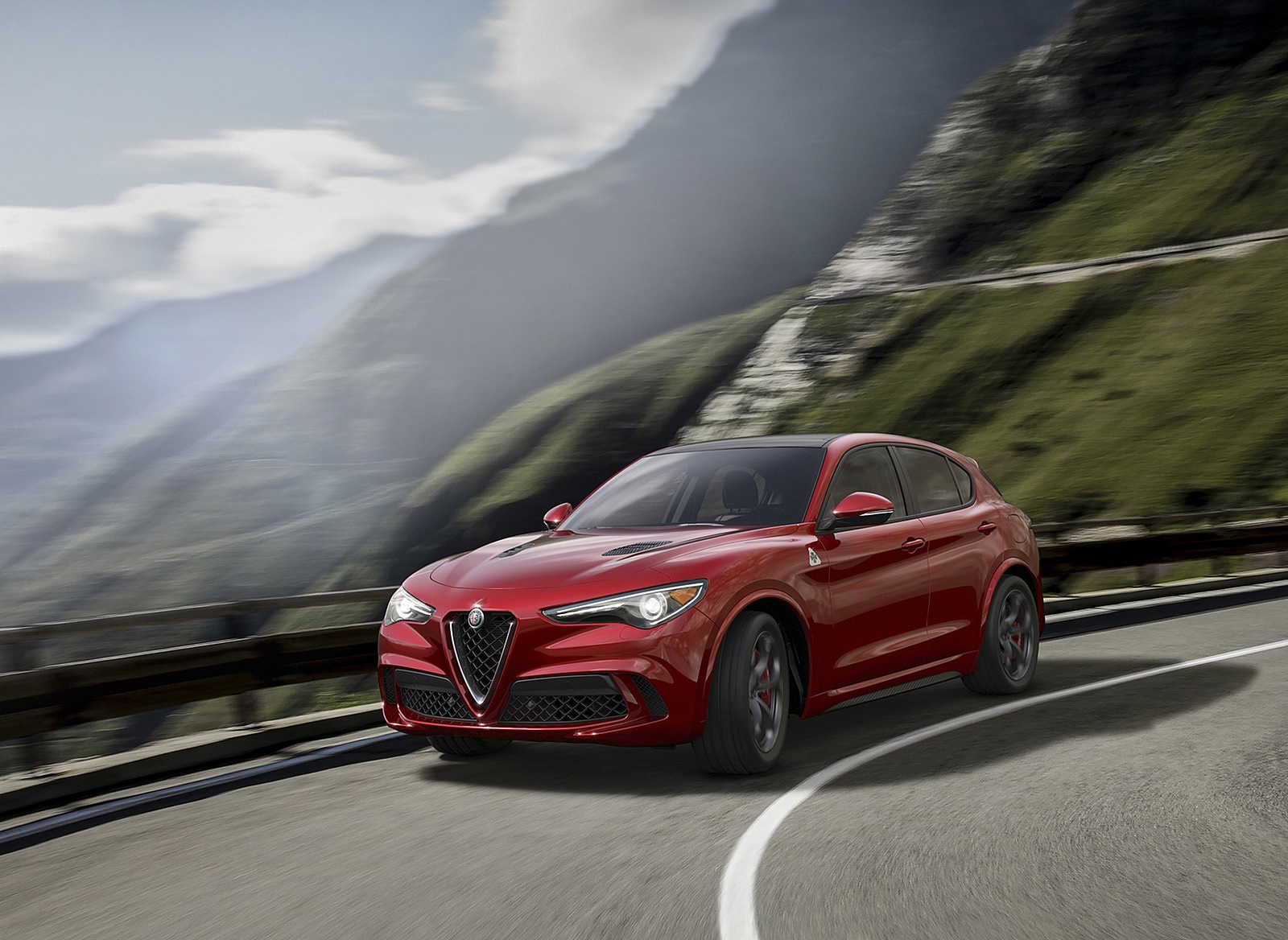 2018 Alfa Romeo Stelvio Front Three-Quarter Wallpapers #4 of 46