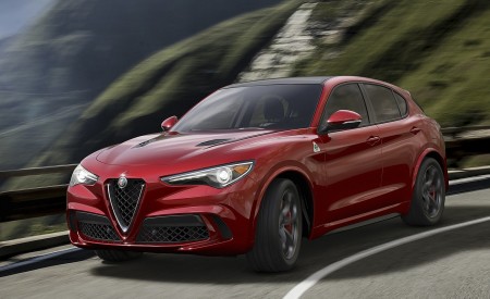 2018 Alfa Romeo Stelvio Front Three Quarter Wallpapers 450x275 (1)