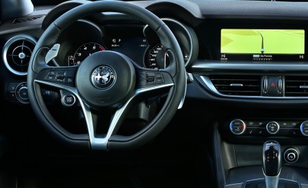 2018 Alfa Romeo Stelvio Interior Cockpit Wallpapers 450x275 (33)