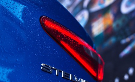 2018 Alfa Romeo Stelvio Quadrifoglio (Color: Misano Blue) Tail Light Wallpapers 450x275 (30)