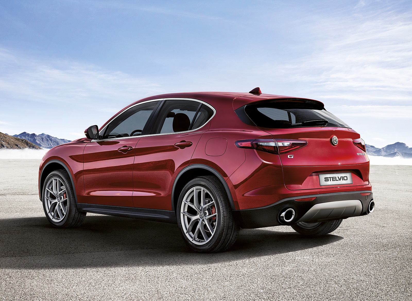 2018 Alfa Romeo Stelvio Rear Three-Quarter Wallpapers #17 of 46