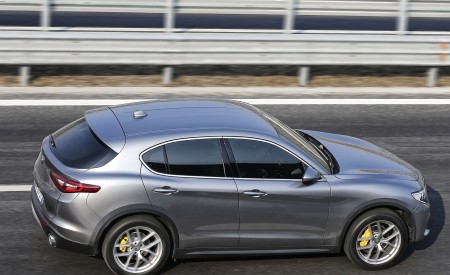 2018 Alfa Romeo Stelvio Top Wallpapers 450x275 (23)