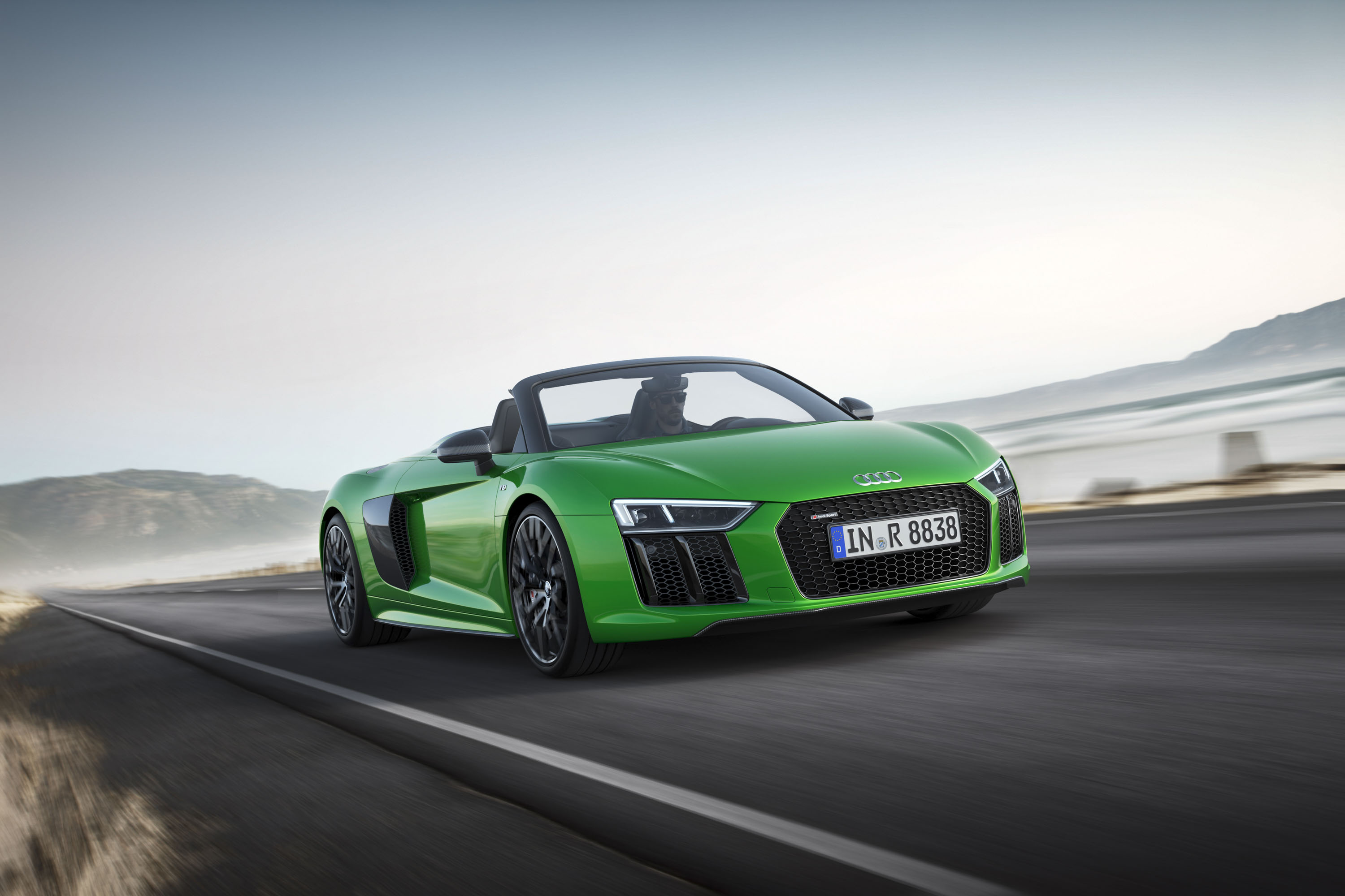 2018 Audi R8 Spyder V10 plus (Color: Micrommata Green) Front Three-Quarter Wallpapers (1)