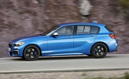 2018 BMW M140i xDrive Side Wallpapers 450x275 (7)