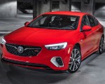 2018 Buick Regal GS Front Three-Quarter Wallpapers 150x120 (16)