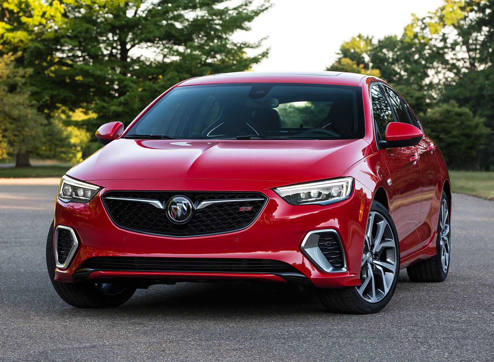 2018 Buick Regal GS Front Wallpapers (13)