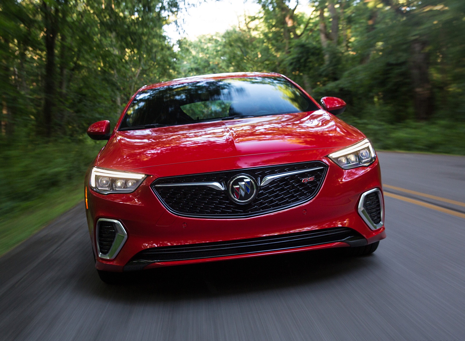 2018 Buick Regal GS Front Wallpapers (8)