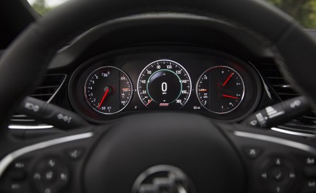 2018 Buick Regal GS Instrument Cluster Wallpapers 450x275 (32)