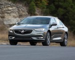 2018 Buick Regal Sportback Front Three-Quarter Wallpapers 150x120 (6)