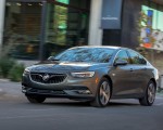 2018 Buick Regal Sportback Front Three-Quarter Wallpapers 150x120 (5)