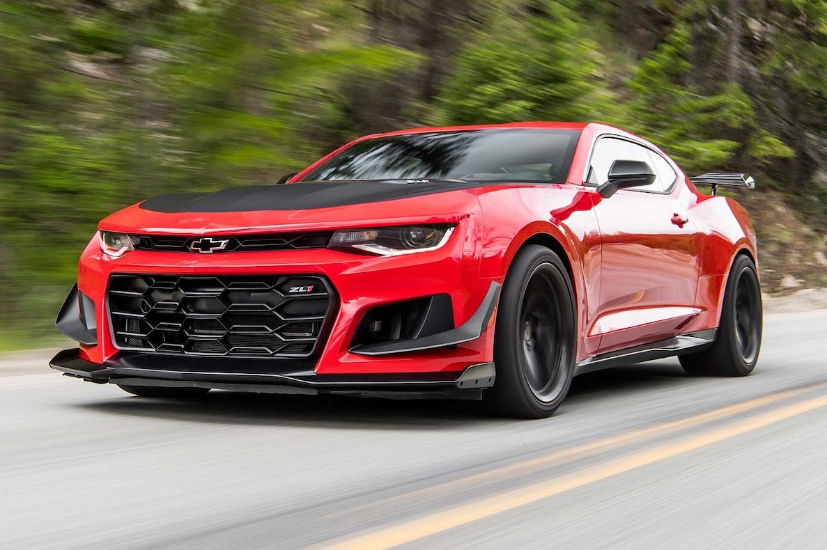 2018 Chevrolet Camaro ZL1 1LE Front Three-Quarter Wallpapers (5)