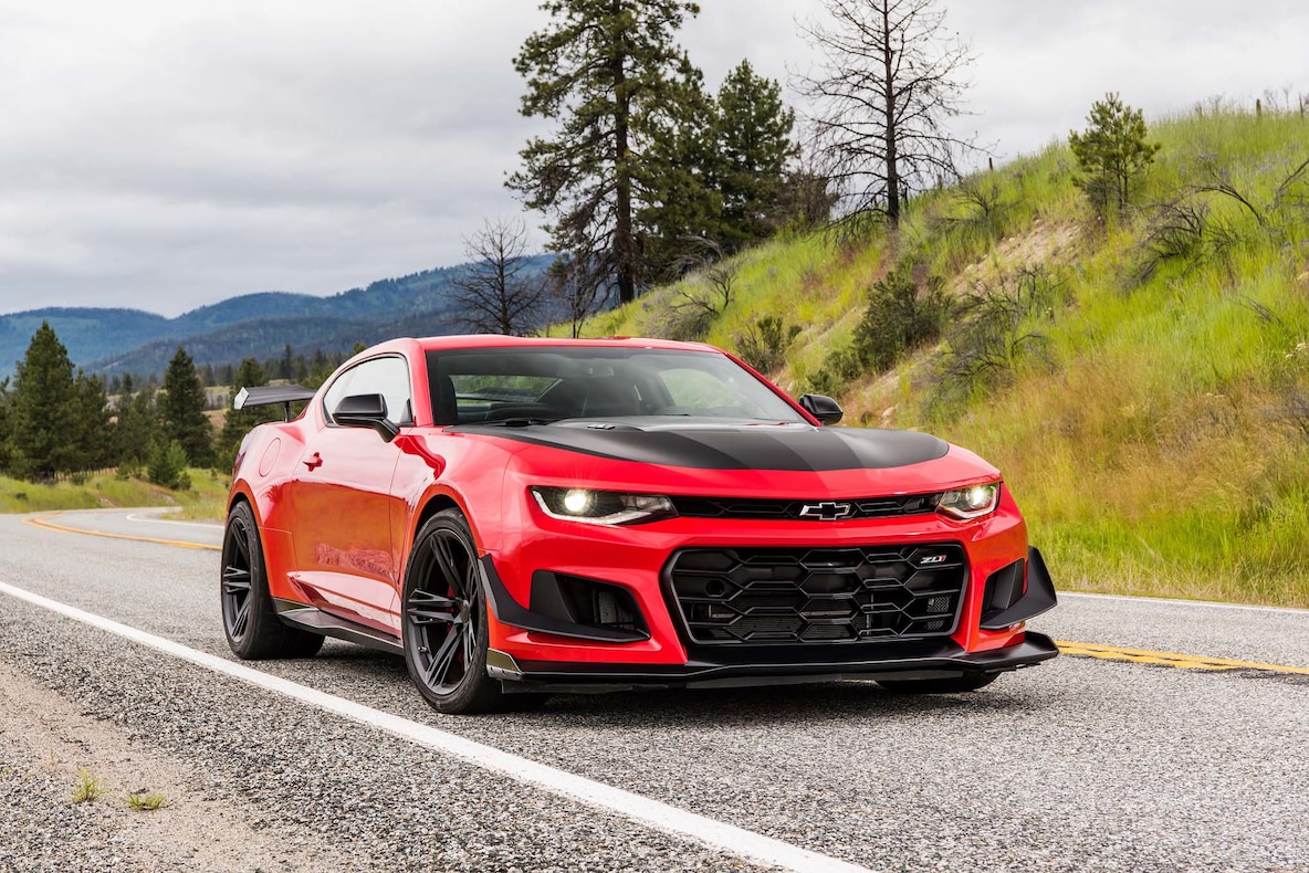 2018 Chevrolet Camaro ZL1 1LE Front Three-Quarter Wallpapers (7)