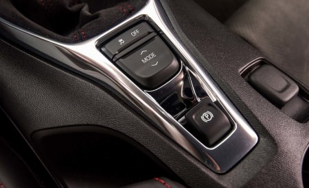 2018 Chevrolet Camaro ZL1 1LE Interior Wallpapers 450x275 (68)