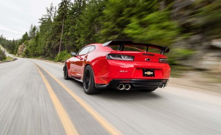 2018 Chevrolet Camaro ZL1 1LE Rear Wallpapers 450x275 (13)