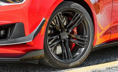 2018 Chevrolet Camaro ZL1 1LE Wheel Wallpapers 450x275 (24)