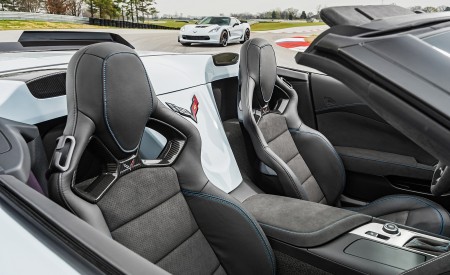 2018 Chevrolet Corvette Carbon 65 Edition Interior Wallpapers 450x275 (12)