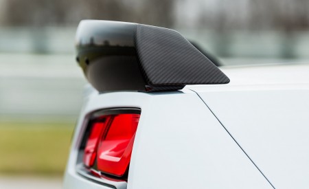 2018 Chevrolet Corvette Carbon 65 Edition Spoiler Wallpapers 450x275 (8)
