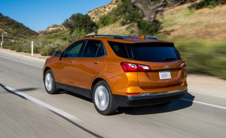 2018 Chevrolet Equinox 1.5T Premier Rear Wallpapers 450x275 (50)