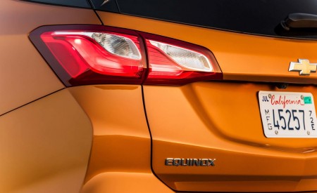 2018 Chevrolet Equinox 1.5T Premier Tail Light Wallpapers 450x275 (61)