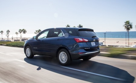 2018 Chevrolet Equinox Diesel Rear Three-Quarter Wallpapers 450x275 (89)