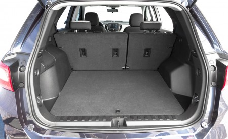 2018 Chevrolet Equinox Diesel Trunk Wallpapers 450x275 (97)