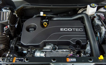 2018 Chevrolet Equinox Engine Wallpapers 450x275 (86)