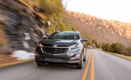 2018 Chevrolet Equinox Front Wallpapers 450x275 (37)