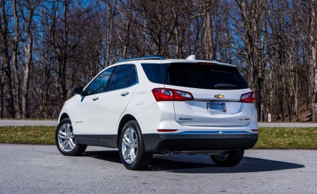 2018 Chevrolet Equinox Rear Wallpapers 450x275 (27)