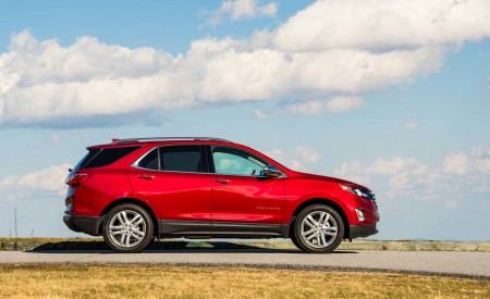 2018 Chevrolet Equinox Side Wallpapers 450x275 (10)