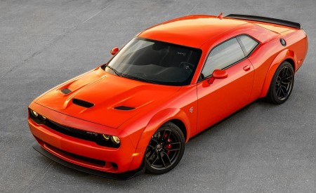 2018 Dodge Challenger SRT Hellcat Widebody (Color: Go Mango) Front Three-Quarter Wallpapers 450x275 (55)