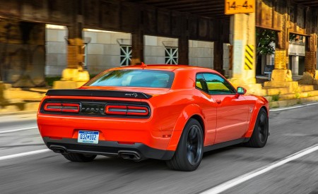 2018 Dodge Challenger SRT Hellcat Widebody (Color: Go Mango) Rear Three-Quarter Wallpapers 450x275 (44)
