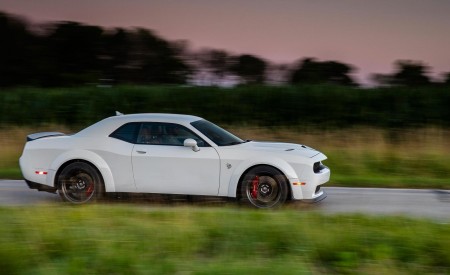 2018 Dodge Challenger SRT Hellcat Widebody (Color: White Knuckle) Side Wallpapers 450x275 (82)