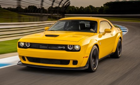 2018 Dodge Challenger SRT Hellcat Widebody (Color: Yellow Jacket) Front Wallpapers 450x275 (63)